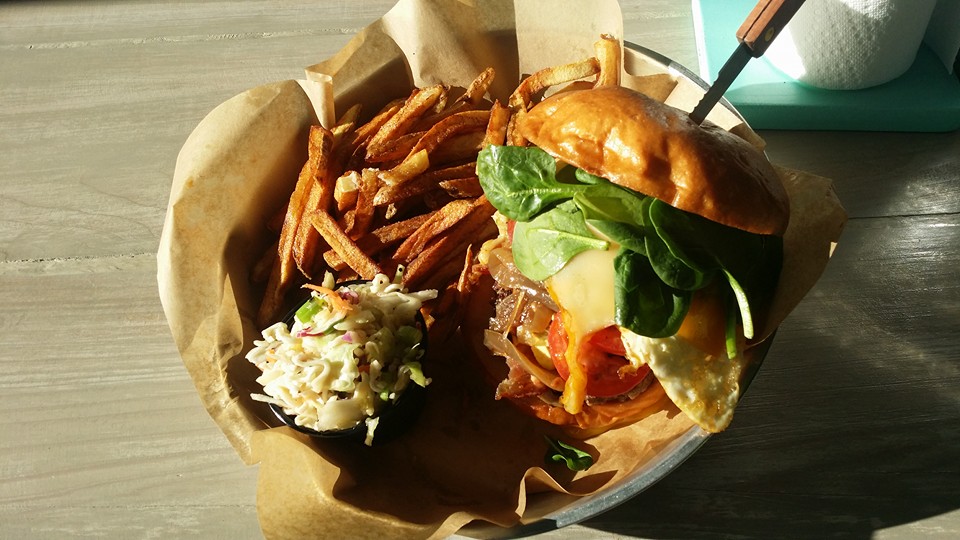 Krazyfish Grille | cafe | 113 Monument Ave, Port St Joe, FL 32456, USA | 8502297878 OR +1 850-229-7878