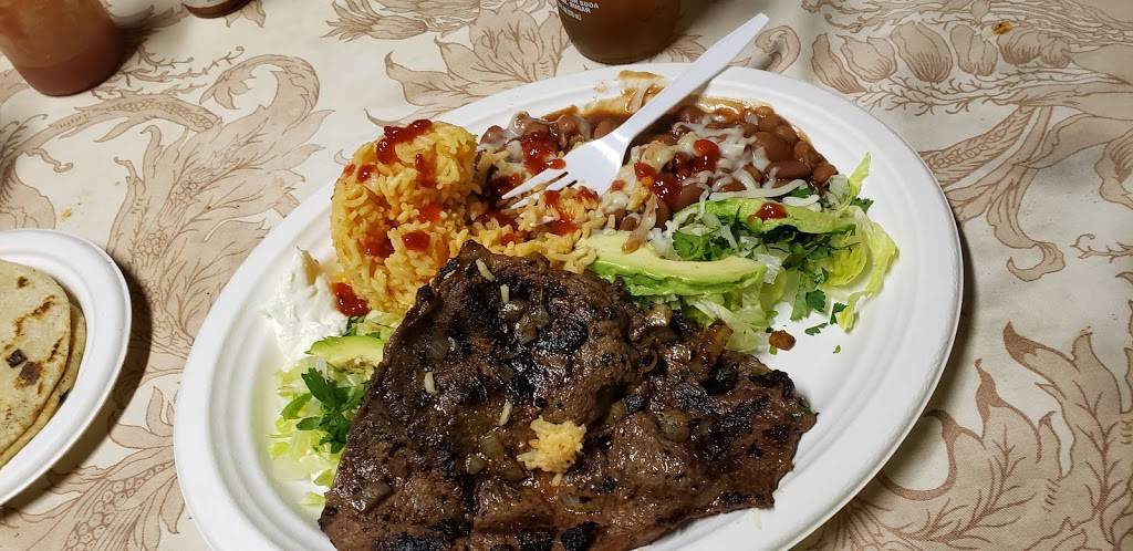 Carlitos Pupuseria | restaurant | 1290 W 6th Ave, Eugene, OR 97402, USA | 5416067075 OR +1 541-606-7075