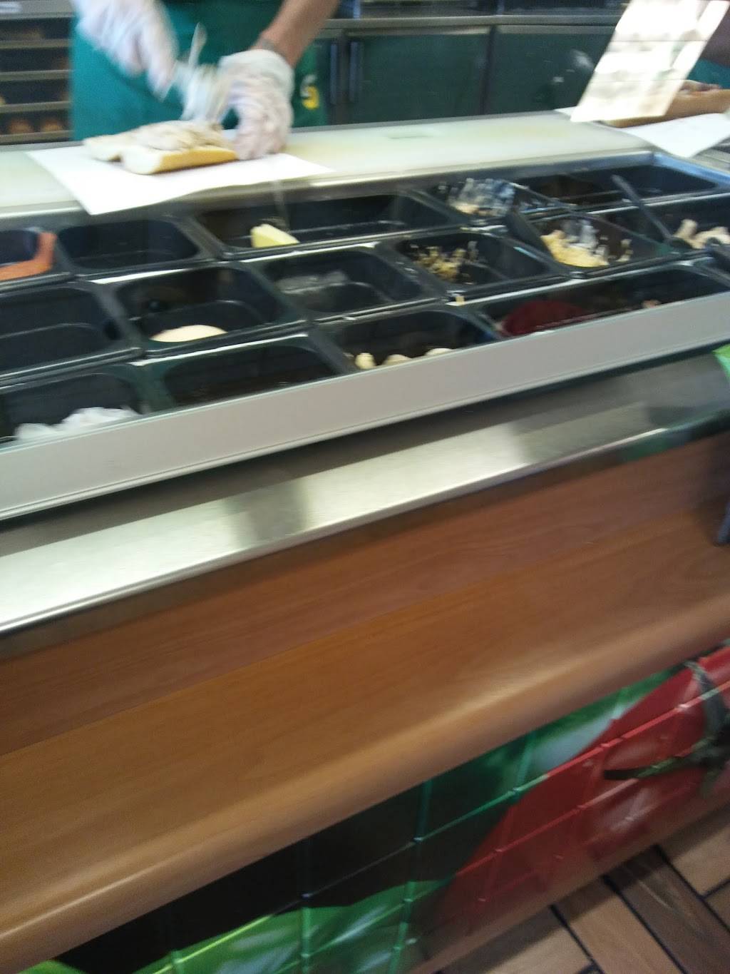 Subway | restaurant | 4816 US-231, Wetumpka, AL 36092, USA | 3345678999 OR +1 334-567-8999