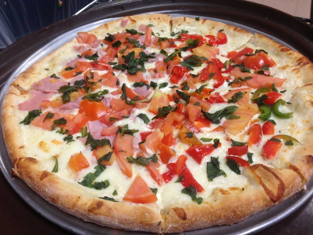 Ginos Pizza Italian Restaurant | meal delivery | 43 Alafaya Woods Blvd, Oviedo, FL 32765, USA | 4073661000 OR +1 407-366-1000