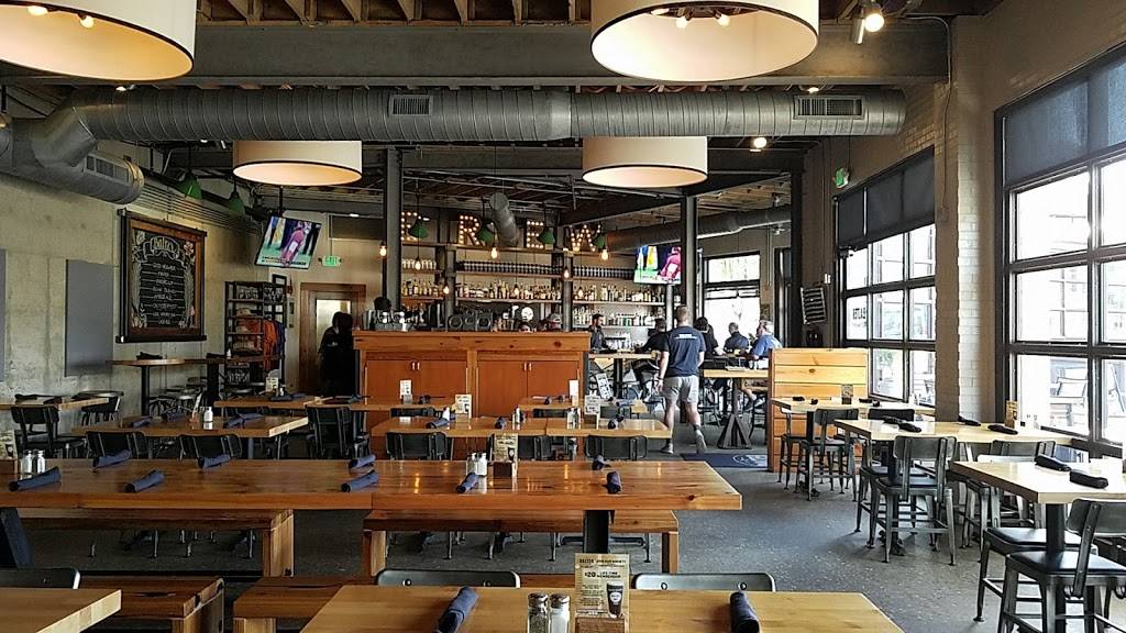 Balter Beerworks | restaurant | 100 S Broadway, Knoxville, TN 37902, USA | 8659995015 OR +1 865-999-5015