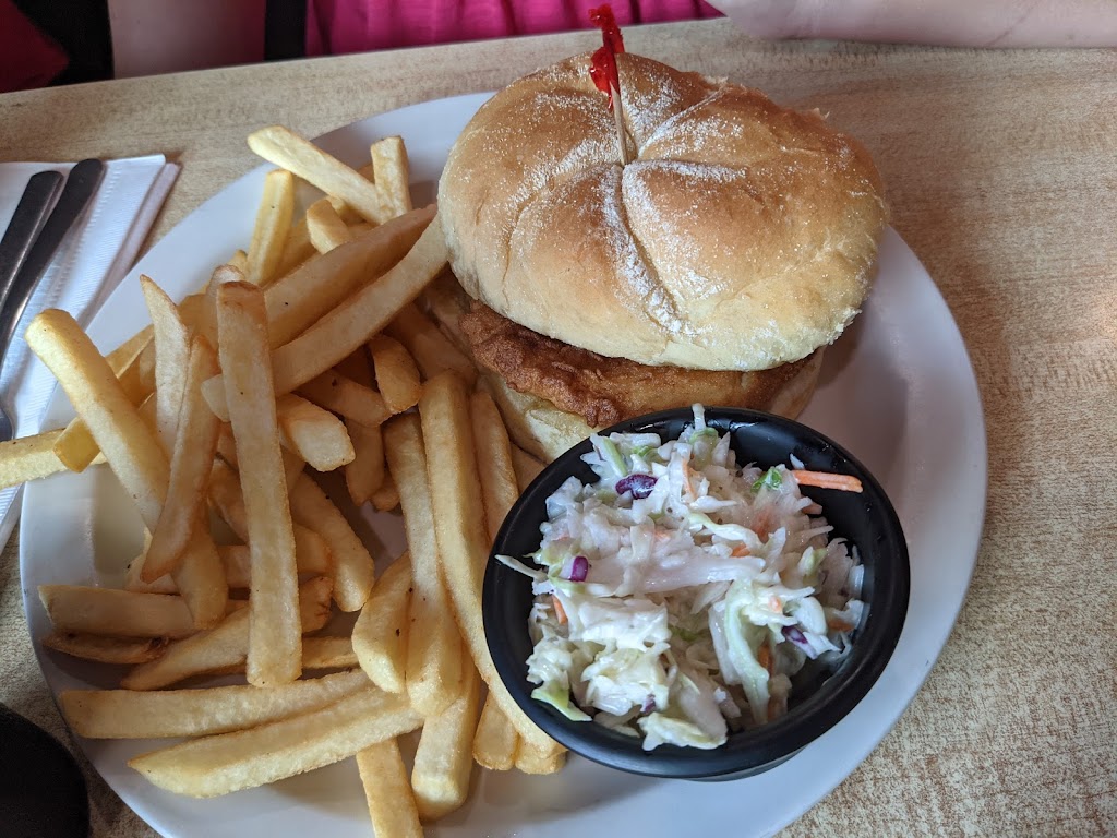 95 Diner | restaurant | 64 Lagrange Rd, Howland, ME 04448, USA | 2077323412 OR +1 207-732-3412