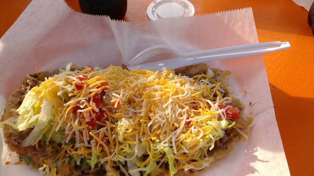 Gabriels Taqueria | restaurant | 212 E Wisconsin Ave, Oconomowoc, WI 53066, USA | 2622696256 OR +1 262-269-6256