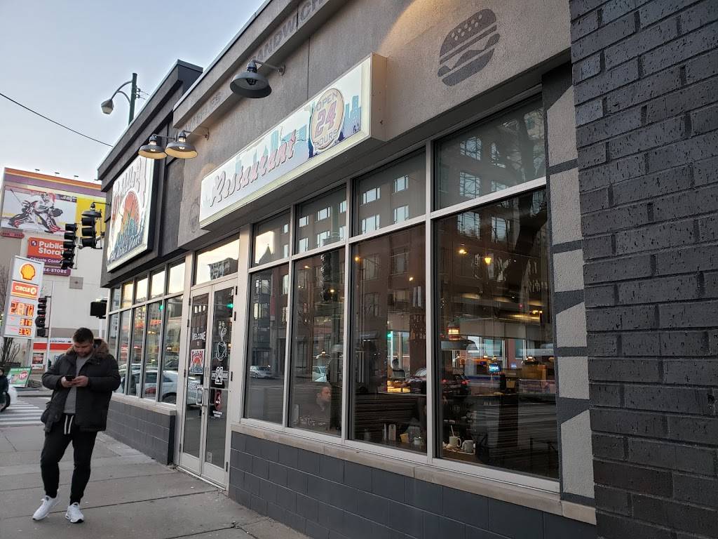 Griddle 24 | restaurant | 334 W Chicago Ave, Chicago, IL 60654, USA | 3129432424 OR +1 312-943-2424