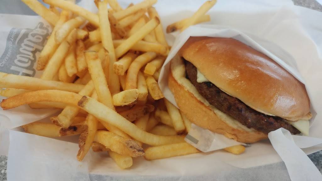 Hardees | restaurant | 35155 Mound Rd, Sterling Heights, MI 48310, USA | 5862749708 OR +1 586-274-9708