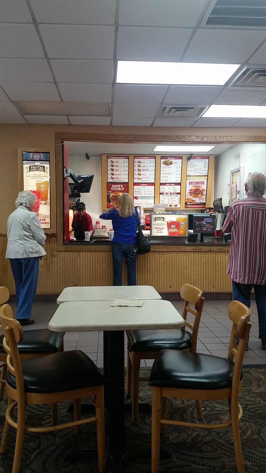 Wendys | restaurant | 123 Forks of the River Pkwy, Sevierville, TN 37862, USA | 8654531526 OR +1 865-453-1526