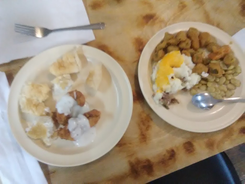 Sissys Restaurant | restaurant | 1855 LA-121, Hineston, LA 71438, USA | 3187935353 OR +1 318-793-5353