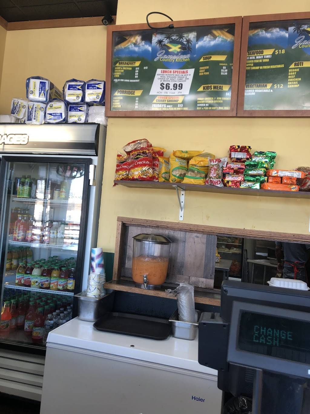 Jamaican Country Kitchen | restaurant | 7572 Annapolis Rd, Hyattsville, MD 20784, USA | 3019181764 OR +1 301-918-1764