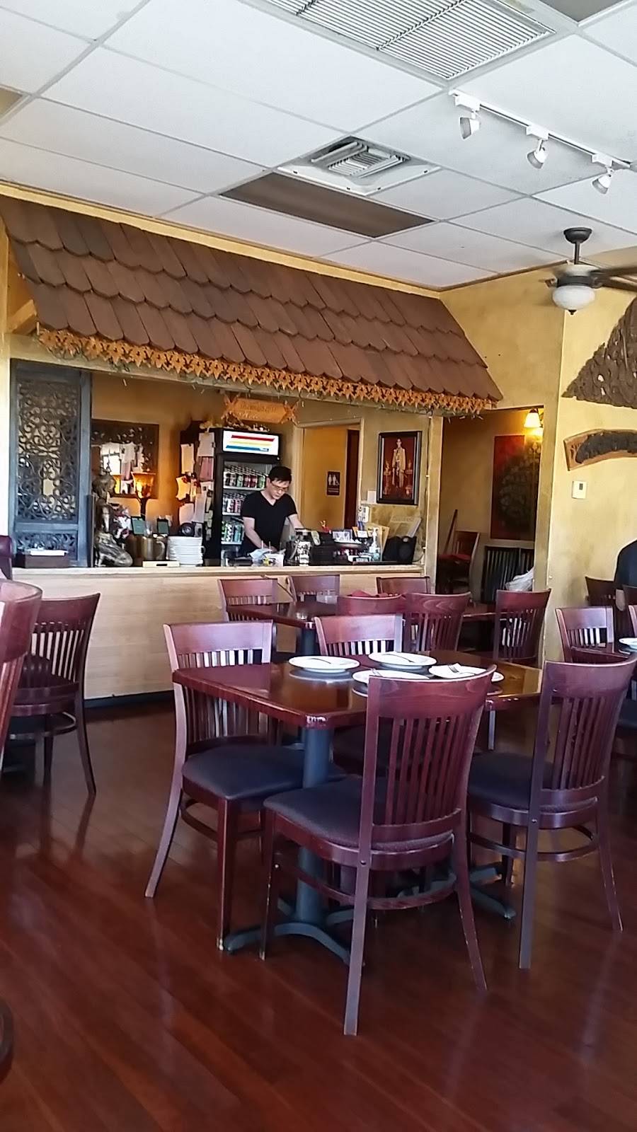 Thai Basil | restaurant | 403 W University Dr #101, Tempe, AZ 85281, USA | 4809689250 OR +1 480-968-9250