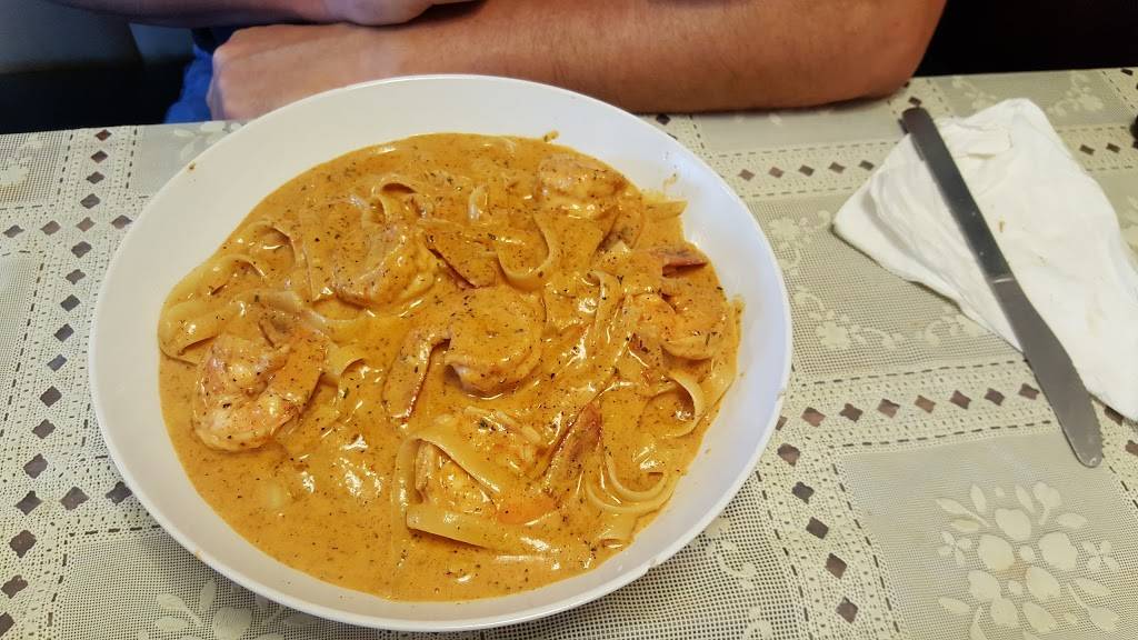 Rosa Mina Italian Restaurant | meal takeaway | 384 E Main St, Ansonia, CT 06401, USA | 2035165523 OR +1 203-516-5523