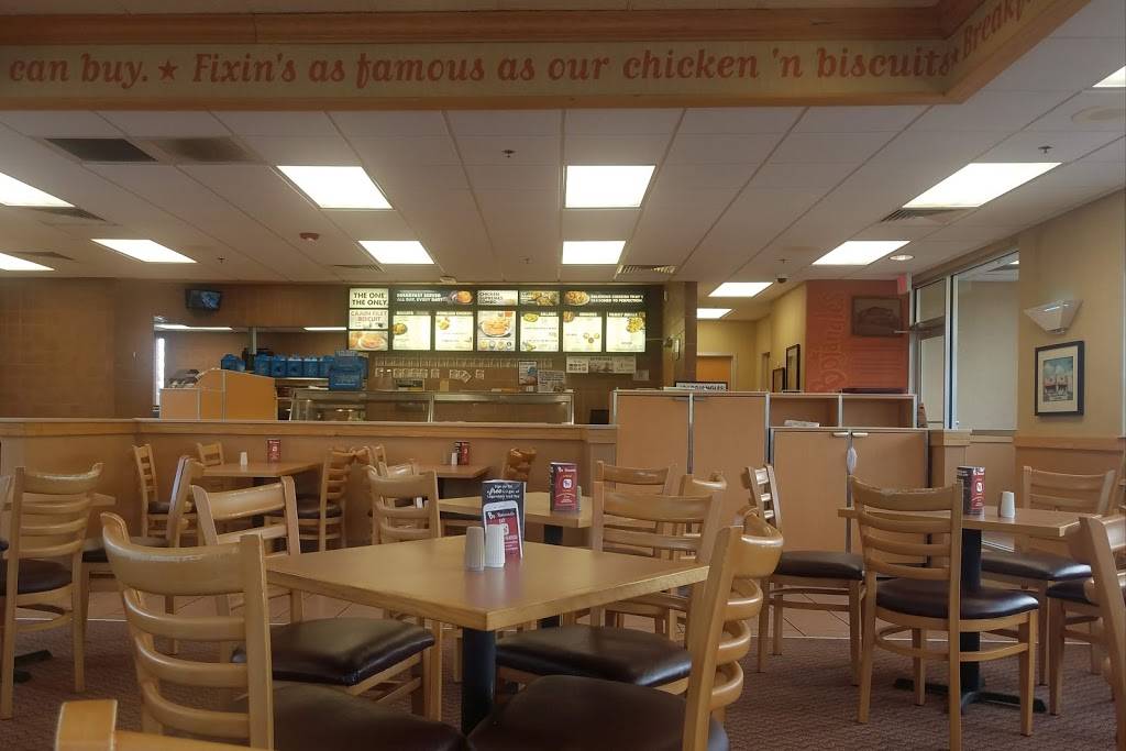 Bojangles Famous Chicken n Biscuits | restaurant | 5165 Sunset Blvd, Lexington, SC 29072, USA | 8039572466 OR +1 803-957-2466
