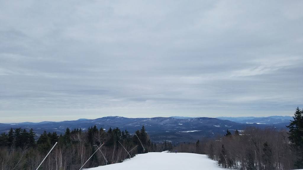 Ragged Mountain Resort | restaurant | 620 Ragged Mountain Rd, Danbury, NH 03230, USA | 6037683600 OR +1 603-768-3600