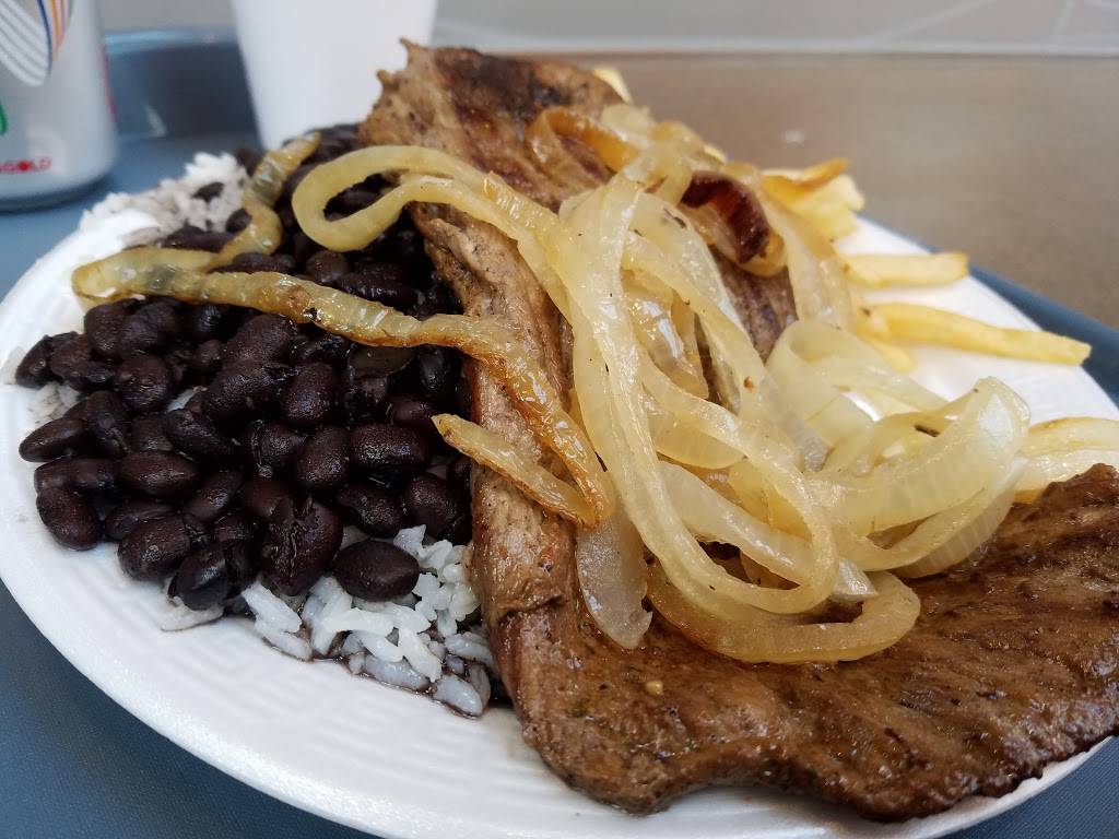 Latin Grill | restaurant | 11401 NW 12th St, Miami, FL 33172, USA | 3057189192 OR +1 305-718-9192