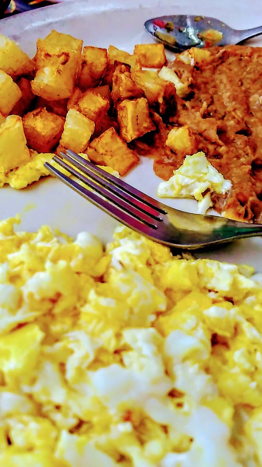 Lilas Mexican Restaurant | restaurant | 3942 Leopard St, Corpus Christi, TX 78408, USA | 3618849384 OR +1 361-884-9384