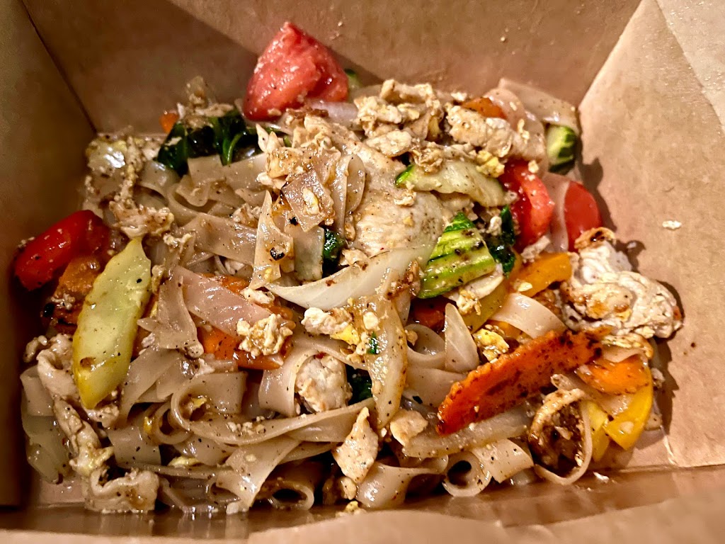 Fai Thai Kitchen ร้านฝ้ายไทย | restaurant | 522 S Gay St, Knoxville, TN 37902, USA | 8654749631 OR +1 865-474-9631