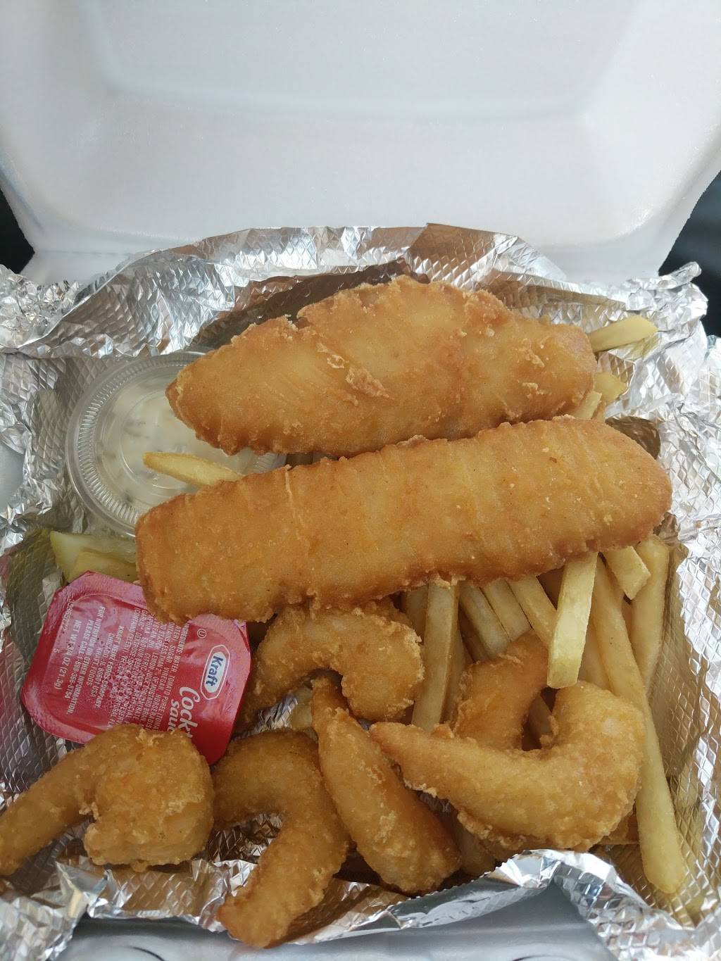 Oscars Frozen Custard Sandwiches | restaurant | 2362 S 108th St, West Allis, WI 53227, USA | 4143275220 OR +1 414-327-5220