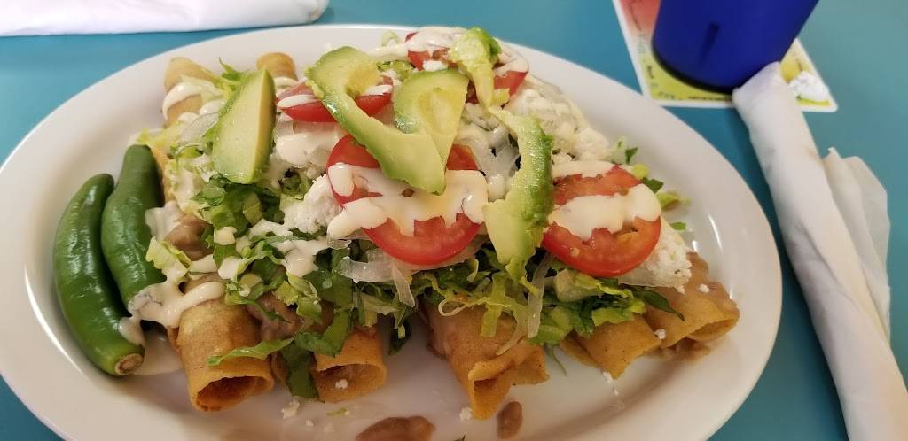 Otro Plato | restaurant | 208 E Nash St, Louisburg, NC 27549, USA | 9198533485 OR +1 919-853-3485