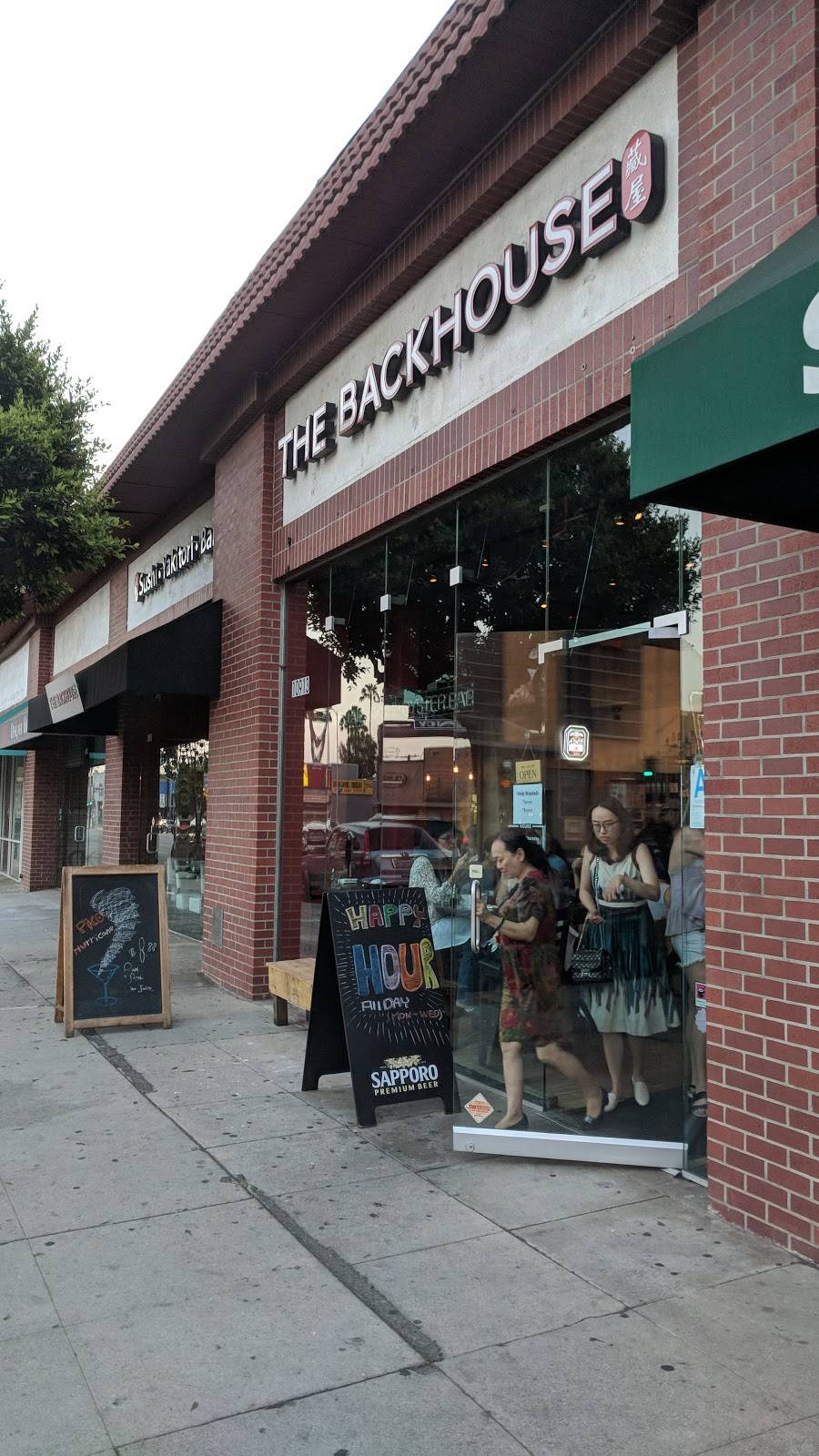 The Backhouse | restaurant | 10915 Pico Blvd, Los Angeles, CA 90064, USA | 3104816800 OR +1 310-481-6800