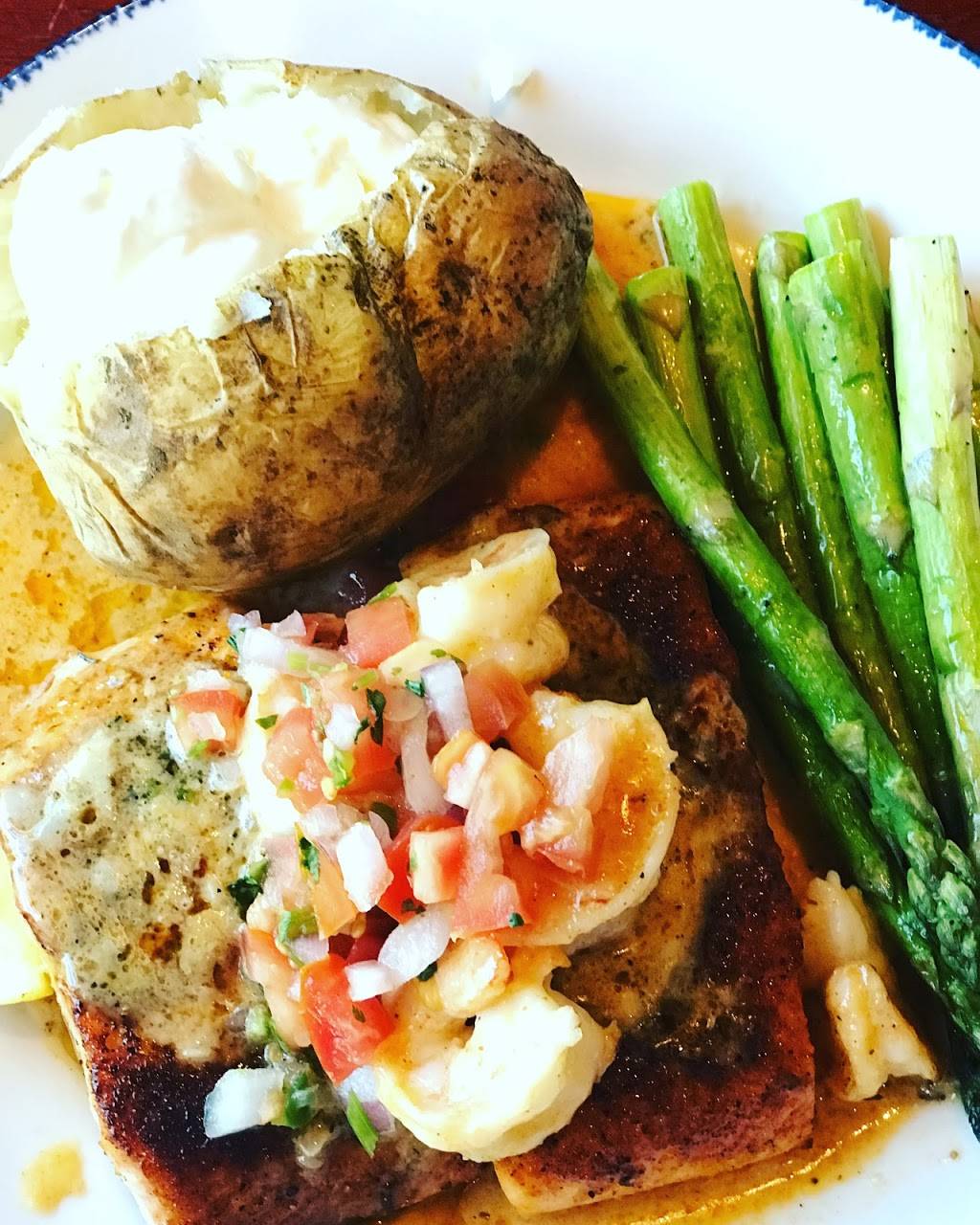 Red Lobster | restaurant | 4625 N Sterling Ave, Peoria, IL 61615, USA | 3096867716 OR +1 309-686-7716