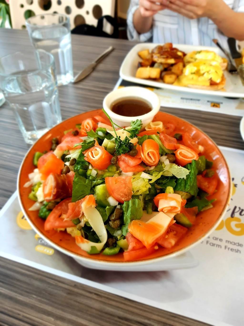 Eggsmart | restaurant | 1961 Kennedy Rd, Scarborough, ON M1P 5A2, Canada | 4165191177 OR +1 416-519-1177