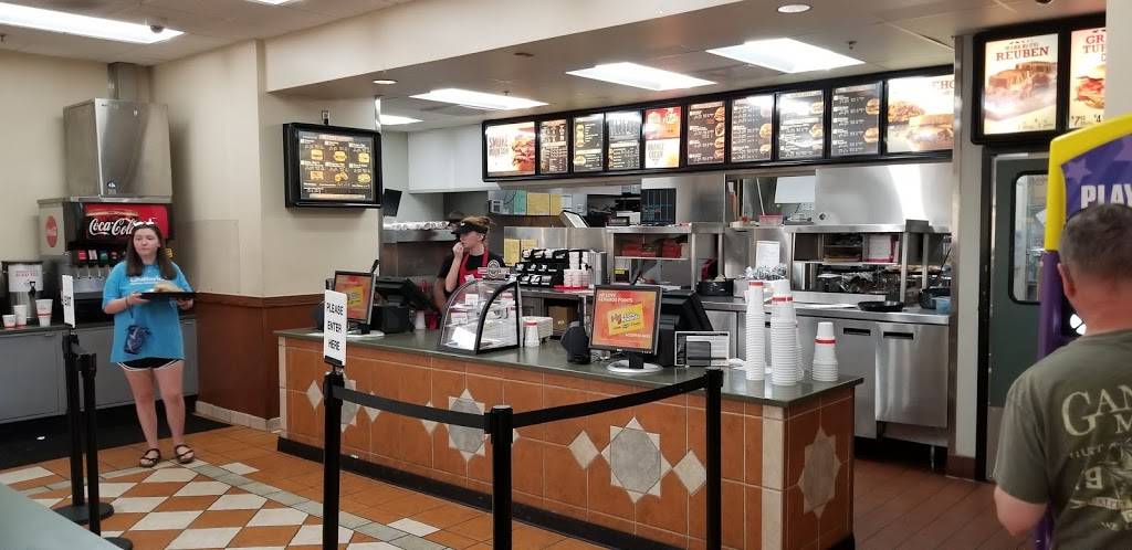 Arbys | restaurant | 1623 Bear Creek Pike, Columbia, TN 38401, USA | 9313884829 OR +1 931-388-4829