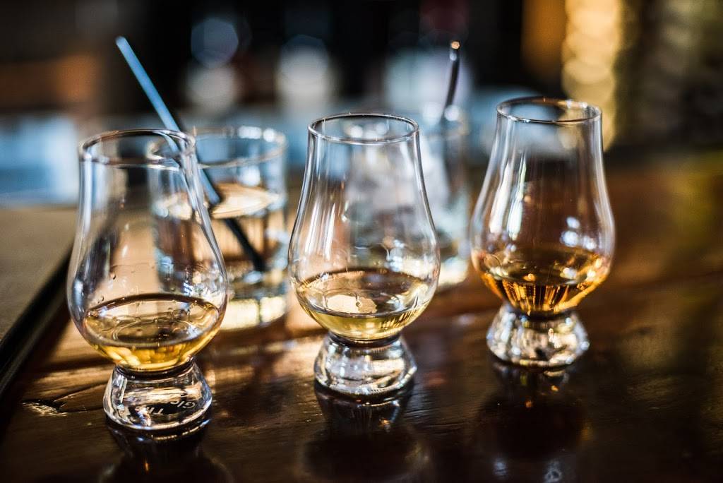 District Oakland | night club | 827 Washington St, Oakland, CA 94607, USA | 5102729110 OR +1 510-272-9110