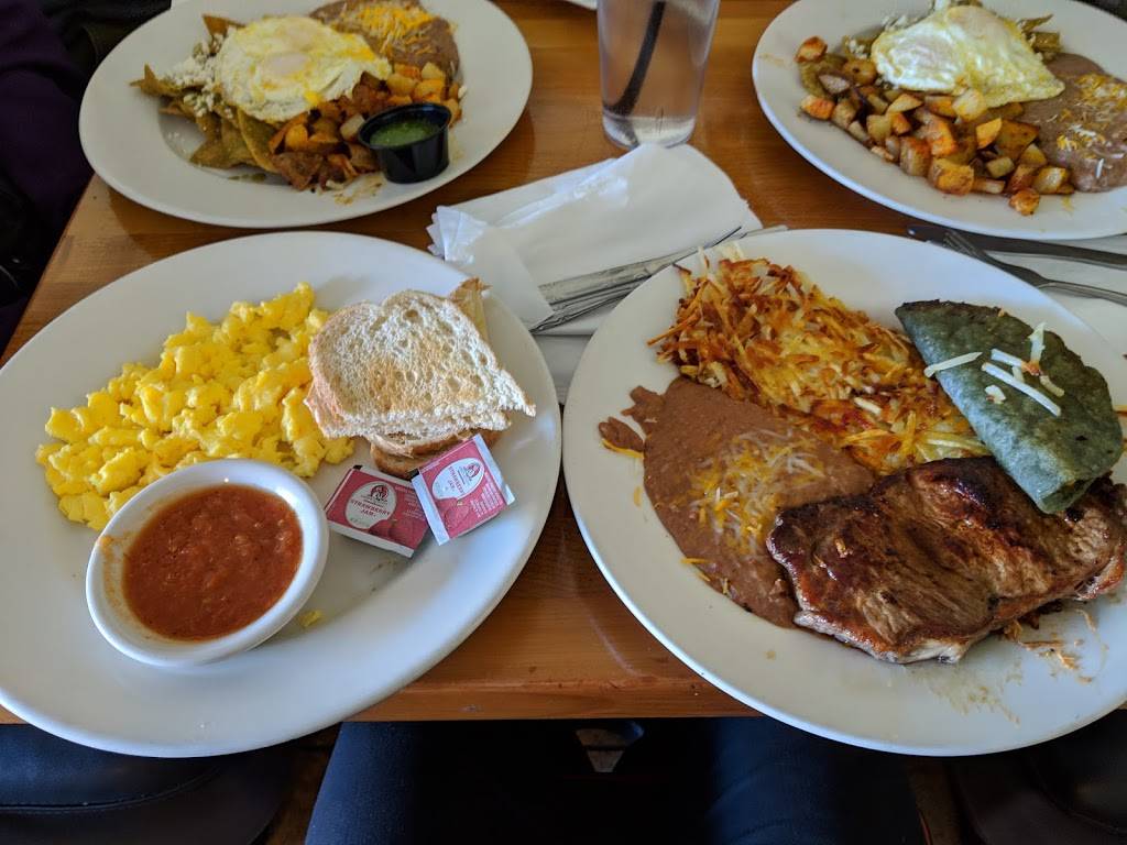 House Of Eggs | restaurant | 182 E Valley Blvd, Colton, CA 92324, USA | 9097770127 OR +1 909-777-0127