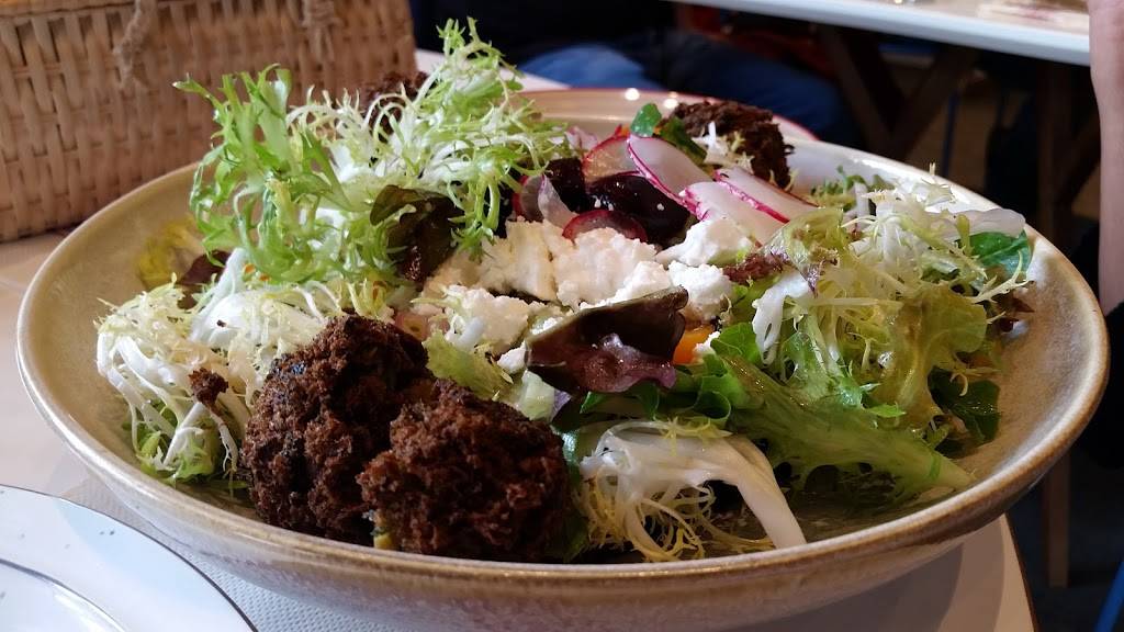 Stockhome Restaurant | restaurant | 220 Western Ave, Petaluma, CA 94952, USA | 7079818511 OR +1 707-981-8511