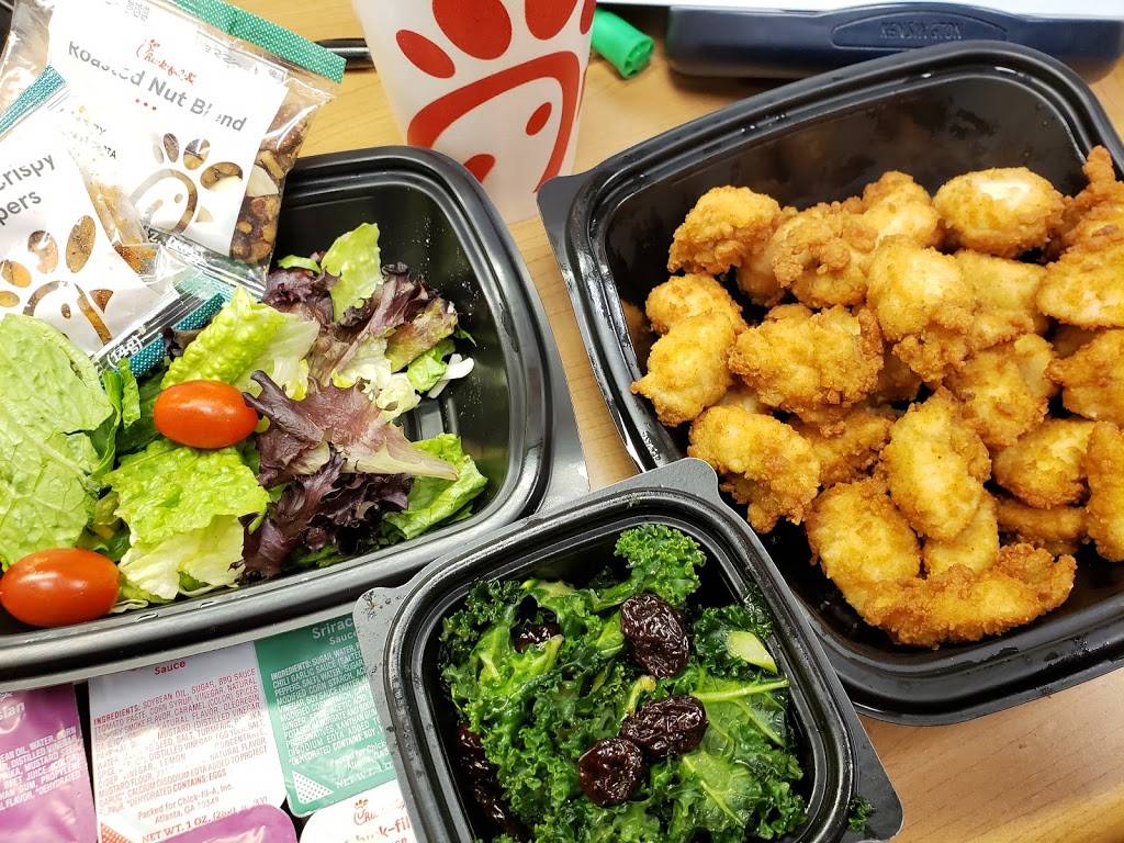 Chick-fil-A | restaurant | 420 Howe Ave, Cuyahoga Falls, OH 44221, USA | 3309204544 OR +1 330-920-4544