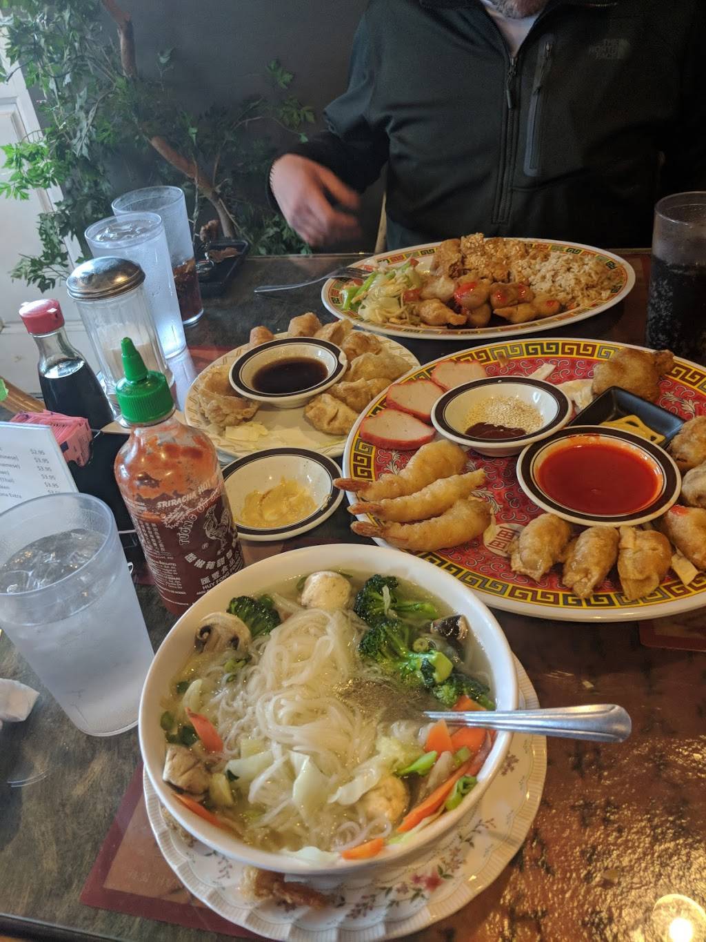 Chopstix | restaurant | 311 Center St E, Eatonville, WA 98328, USA | 3608326261 OR +1 360-832-6261