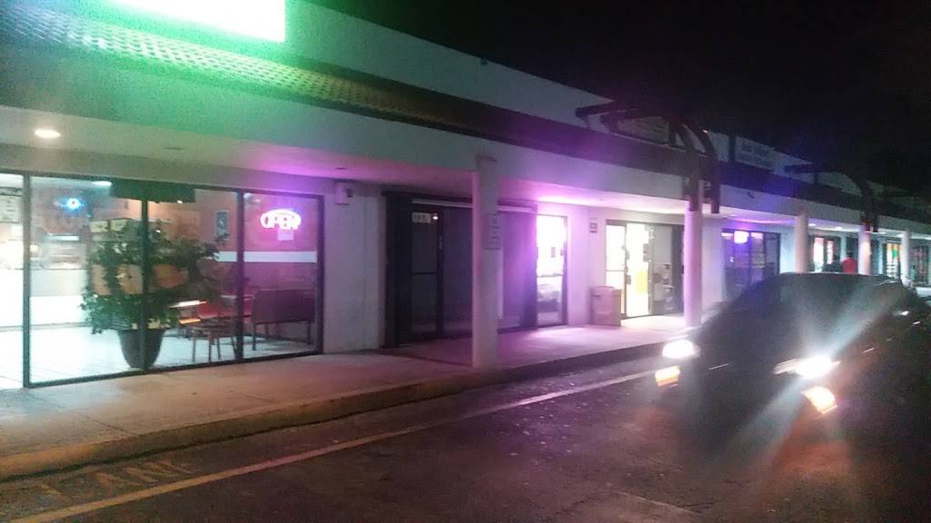 One Stop jamaican West Indian Restaurant | restaurant | 1736 45th St, West Palm Beach, FL 33407, USA | 5618445599 OR +1 561-844-5599