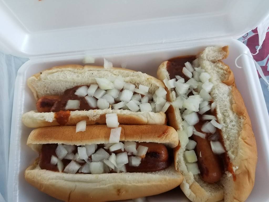 Hot Dog Shoppe | restaurant | 320 Market St, East Liverpool, OH 43920, USA | 3303866688 OR +1 330-386-6688