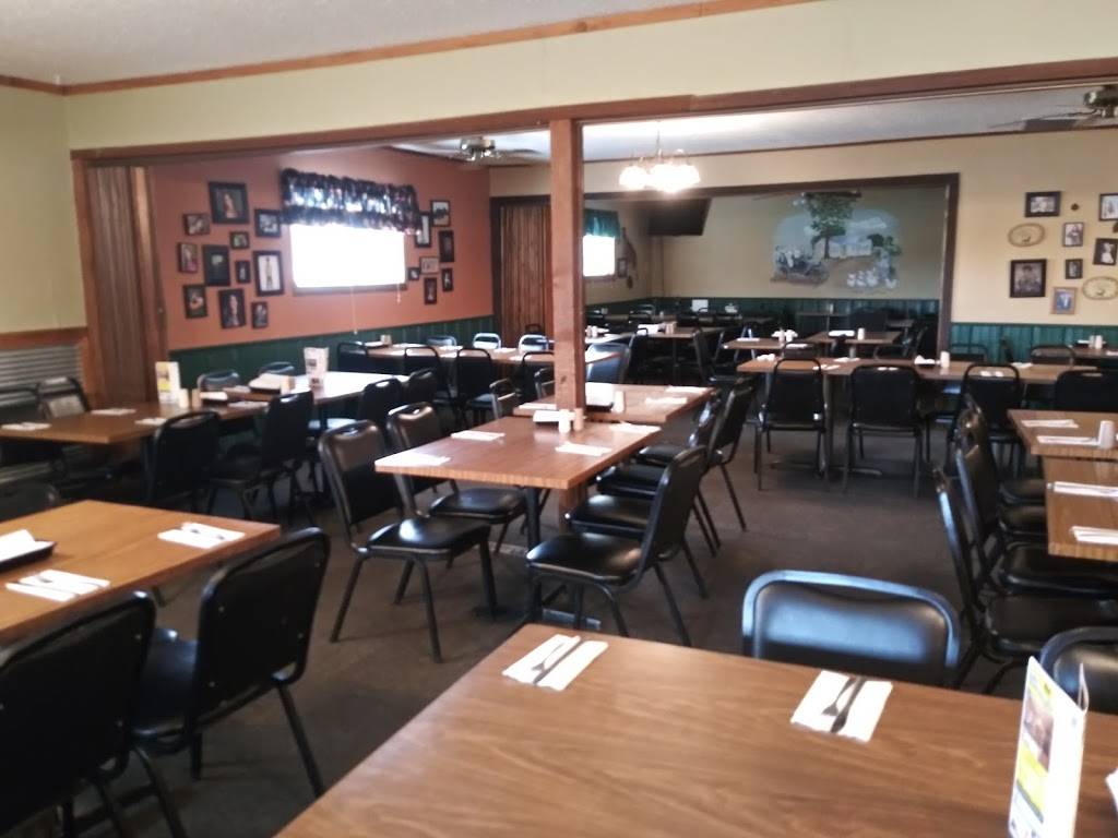 Pichlers Chicken Annies | restaurant | 1271 S 220th St, Pittsburg, KS 66762, USA | 6202329260 OR +1 620-232-9260