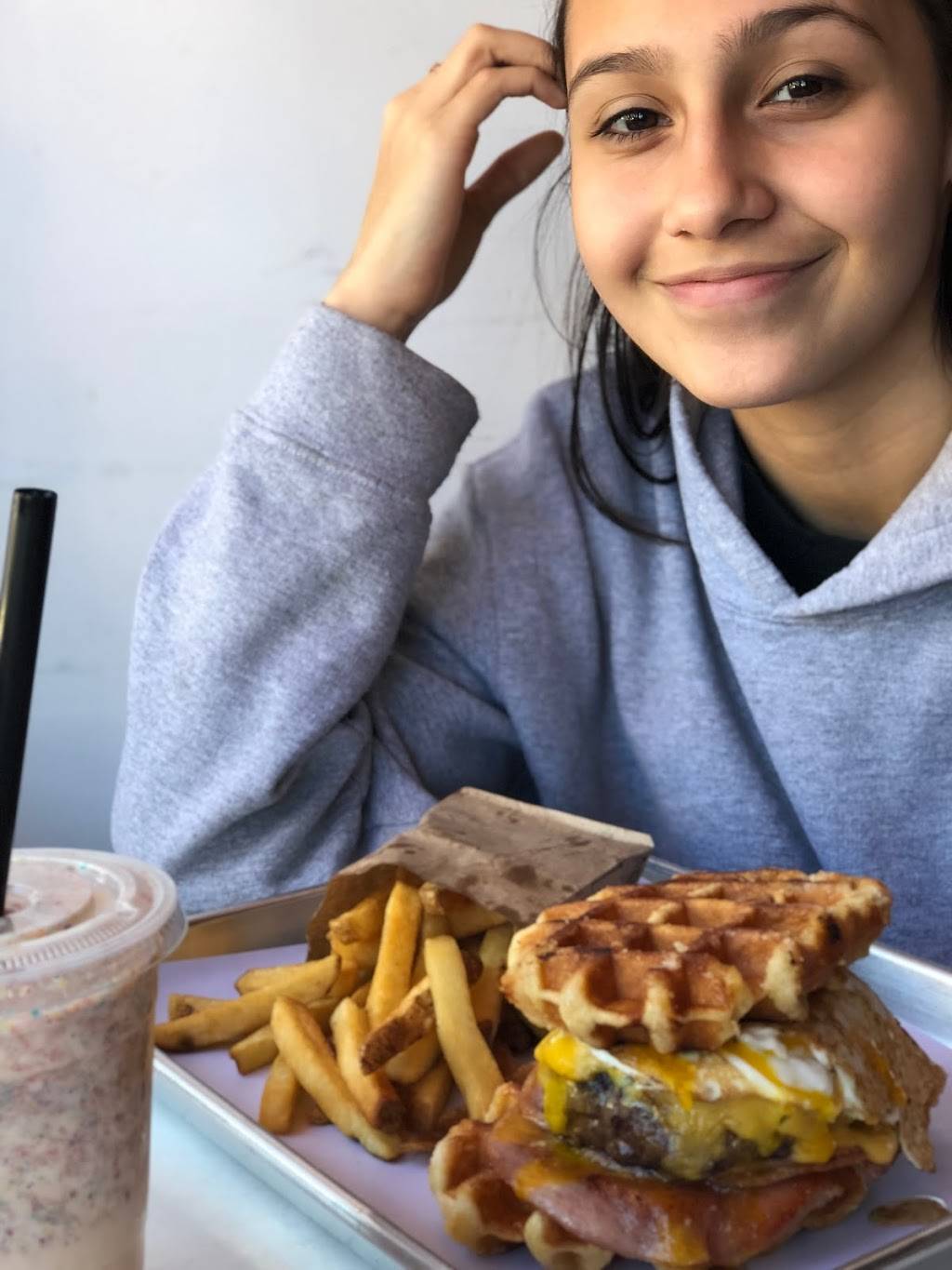 Urban Burger | restaurant | 13 Eastman St, Cranford, NJ 07016, USA | 9082727790 OR +1 908-272-7790