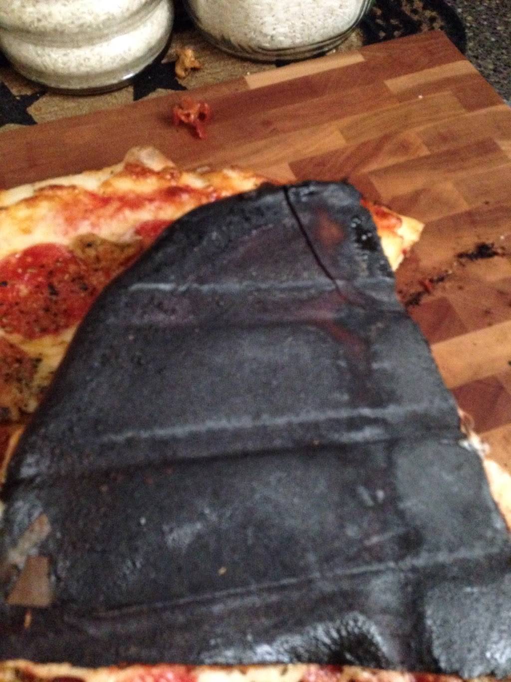 Sarefinos Pizzeria & Italian Deli | restaurant | 59 Spruce St, Columbus, OH 43215, USA | 6142287300 OR +1 614-228-7300