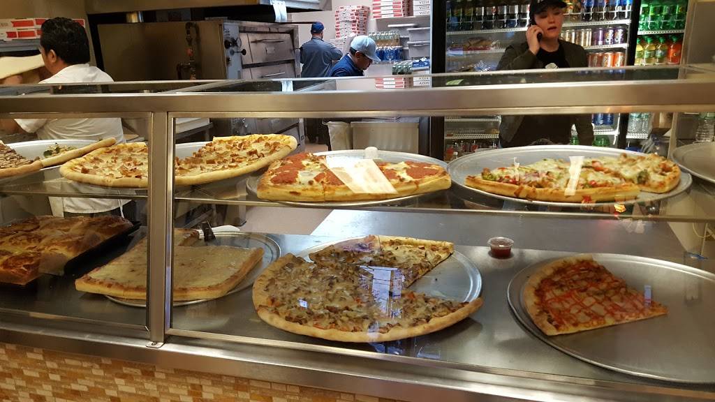 Emilios Pizza | restaurant | 3843 E Tremont Ave, Bronx, NY 10465, USA | 7184090929 OR +1 718-409-0929