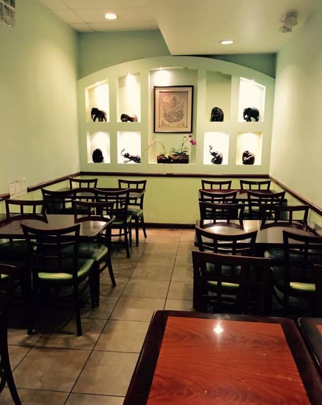 Ayara Thai Cuisine | restaurant | 6245 W 87th St, Los Angeles, CA 90045, USA | 3104108848 OR +1 310-410-8848