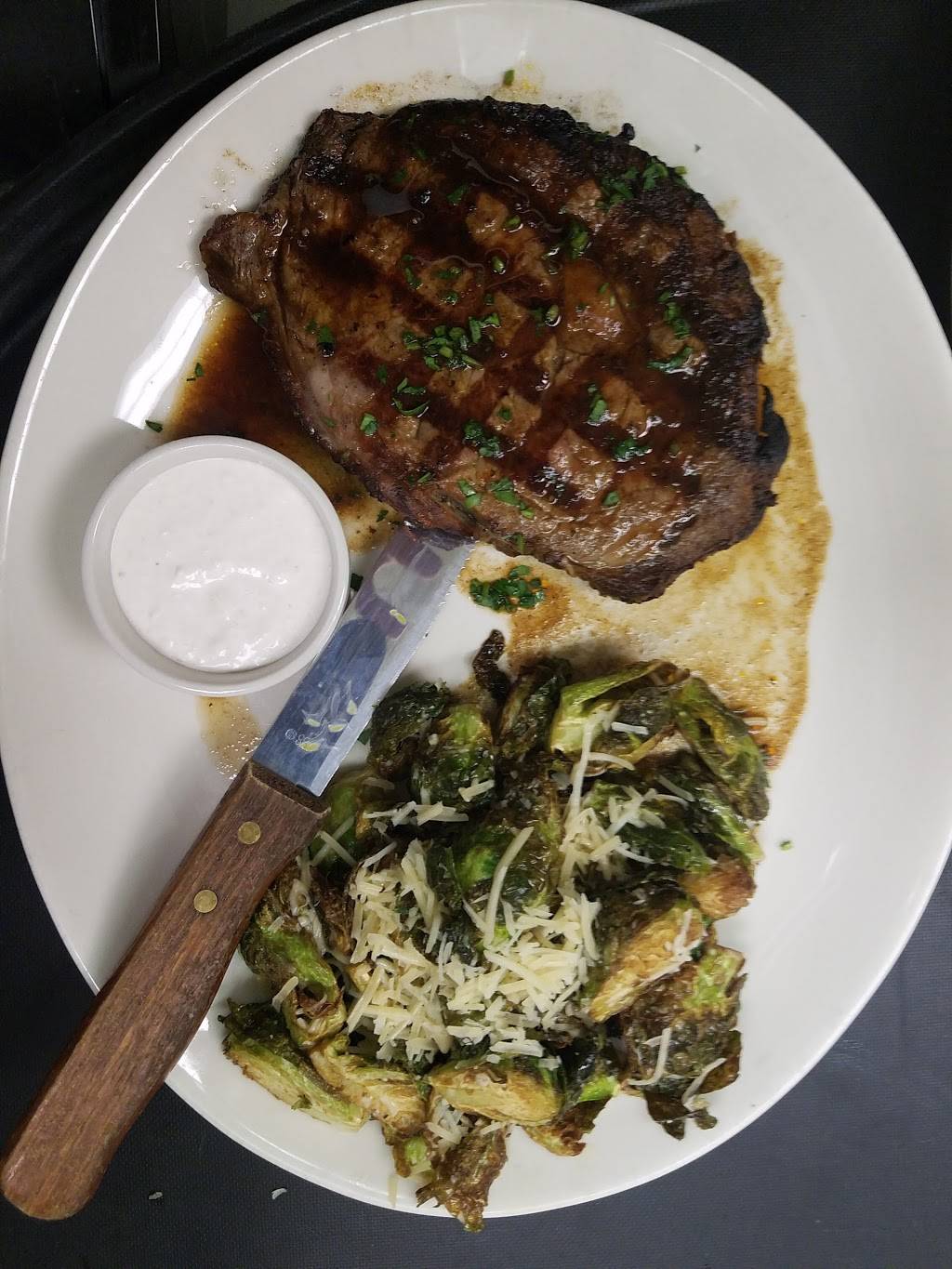 Park Tavern | restaurant | 1645 W Jackson Blvd, Chicago, IL 60612, USA | 3122434276 OR +1 312-243-4276