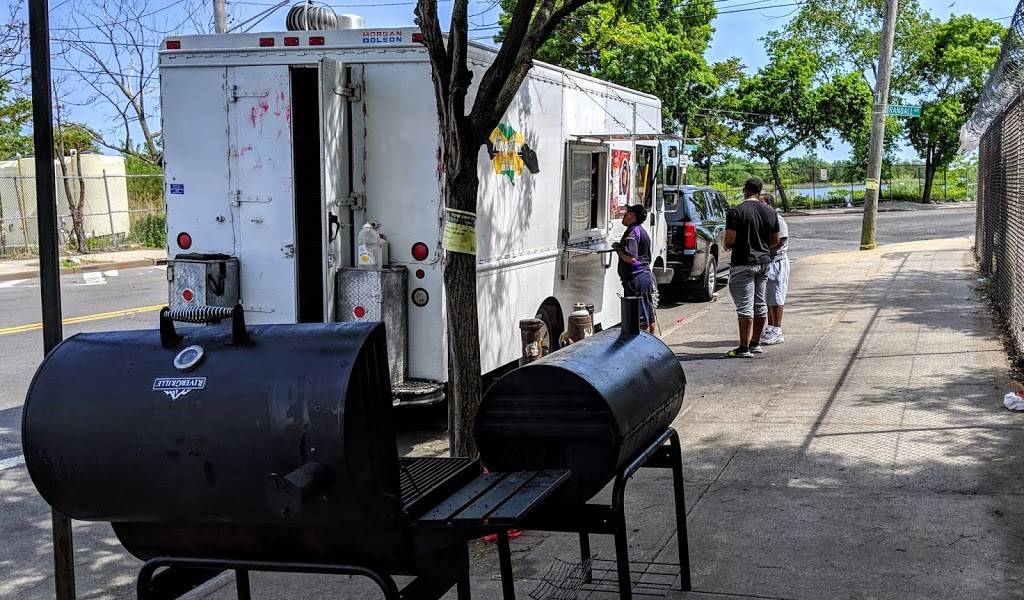 Kingston Food Truck | restaurant | 570 Zerega Ave, The Bronx, NY 10473, USA | 9292886551 OR +1 929-288-6551