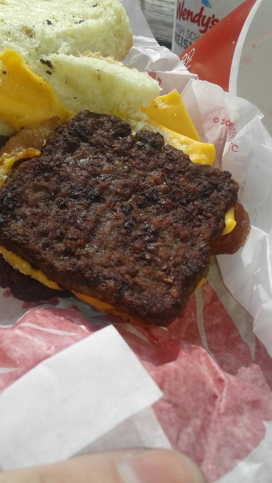 Wendys | restaurant | 914 Conant St, Maumee, OH 43537, USA | 4198933132 OR +1 419-893-3132