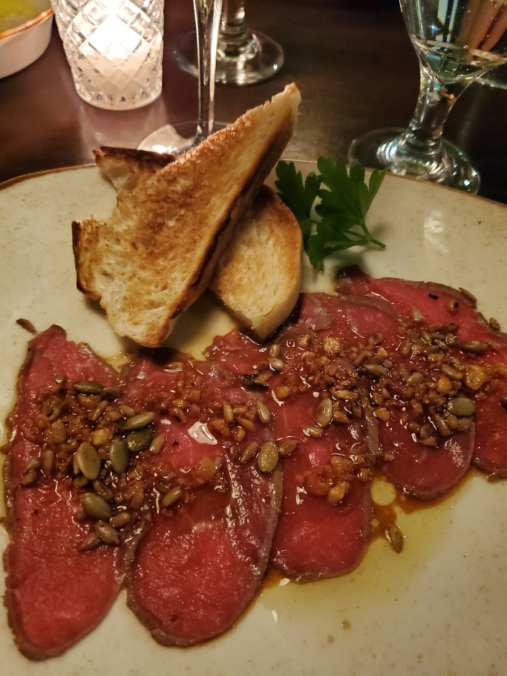 Regalia bar & restaurant | restaurant | 5959 N Broadway, Chicago, IL 60660, USA | 7738560175 OR +1 773-856-0175