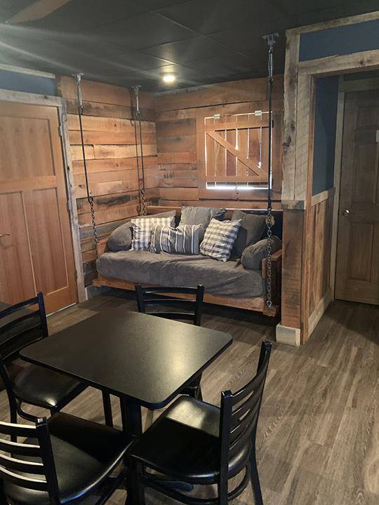 Shoebox Gaming Pub | restaurant | 104 Pearl St, Teutopolis, IL 62467, USA | 2178136064 OR +1 217-813-6064