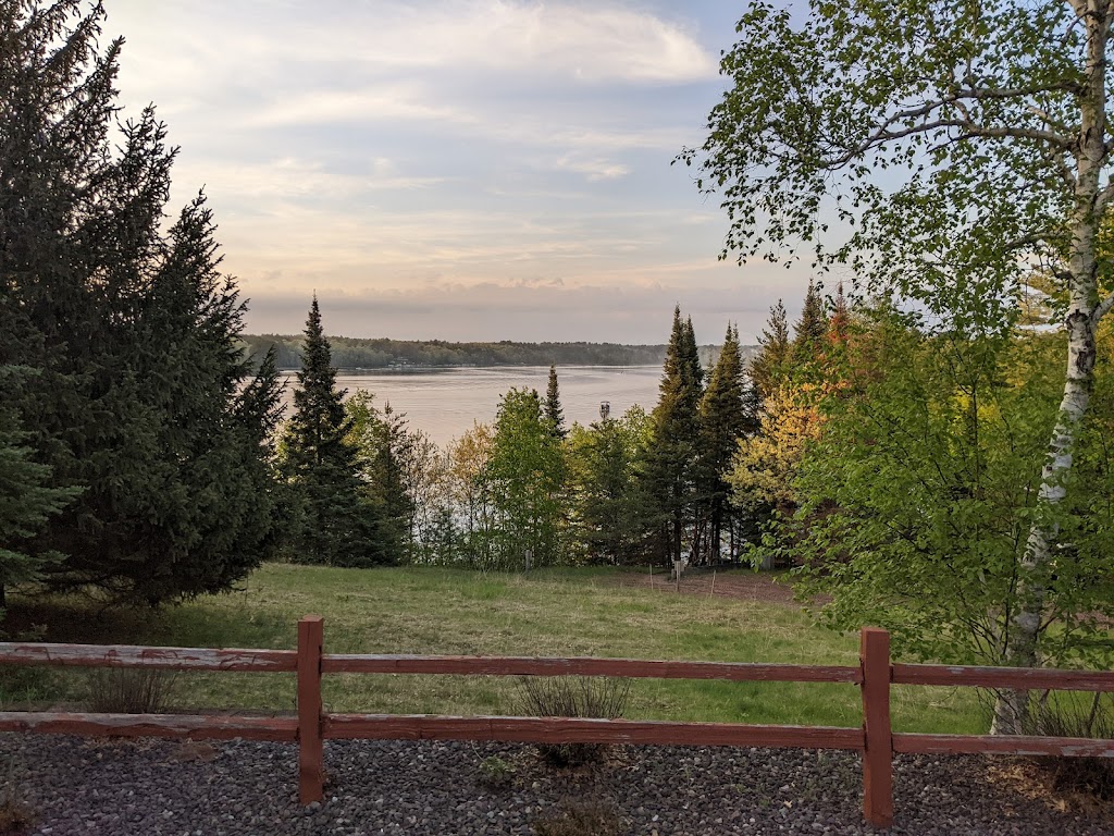 The Golden Chipmunk Bar & Grill | restaurant | 16095 S Chipmunk Hollow Rd, Gordon, WI 54838, USA | 7154664095 OR +1 715-466-4095