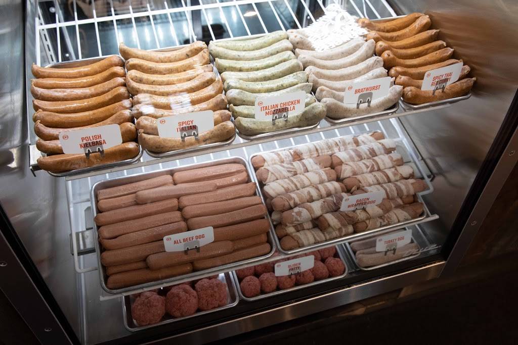 Dog Haus Biergarten Lincoln Park | restaurant | 2464 N Lincoln Ave, Chicago, IL 60614, USA | 7739353647 OR +1 773-935-3647