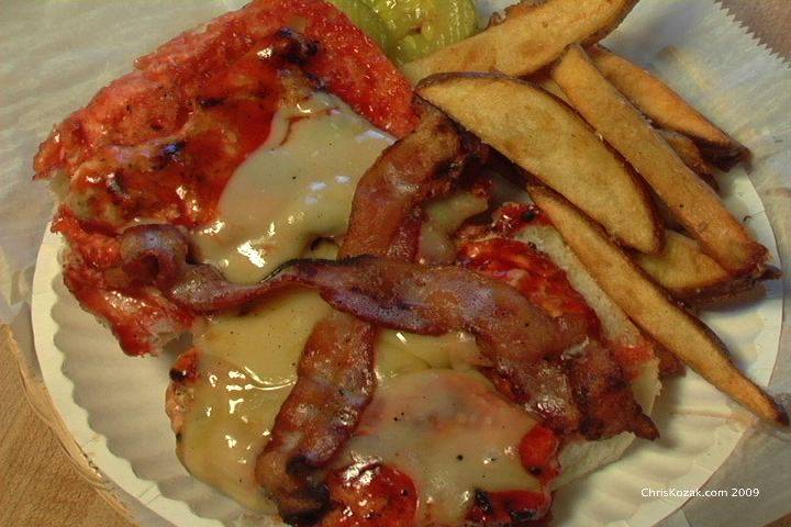 Hickorys Charbroil Grill | restaurant | 674 Port Washington Blvd, Port Washington, NY 11050, USA | 5168837174 OR +1 516-883-7174