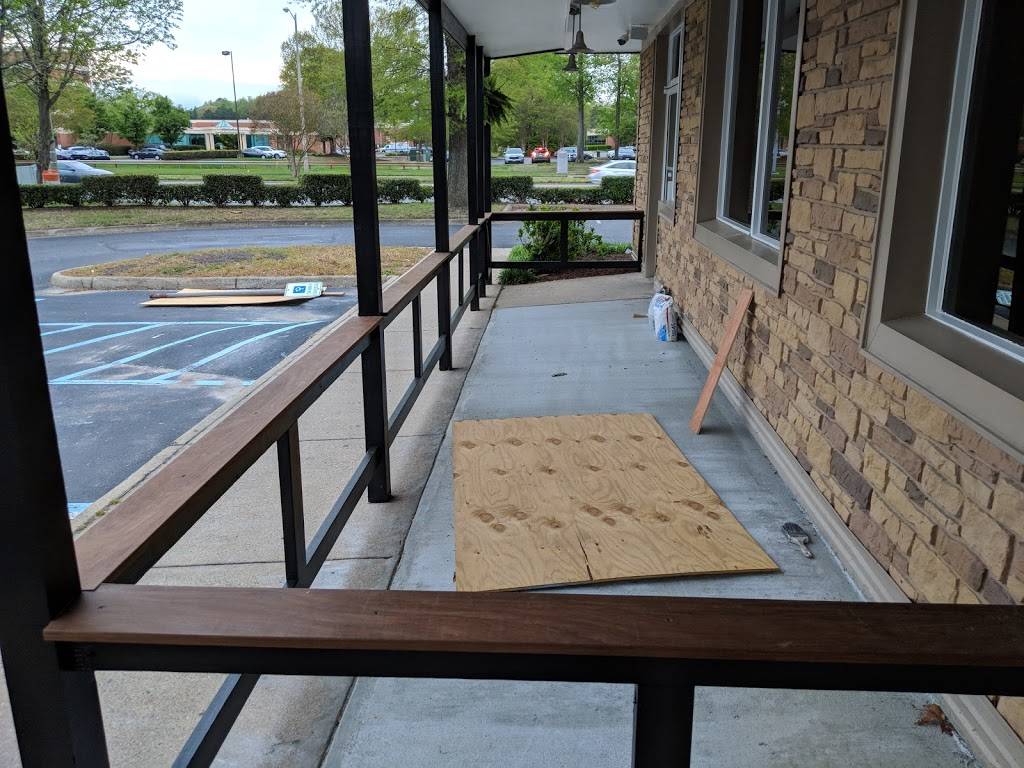 Great American Grill | restaurant | 252 Town Center Dr, Virginia Beach, VA 23462, USA | 7573266200 OR +1 757-326-6200