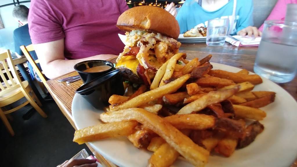 Toast, New American Gastropub at The Village | restaurant | 7007 Three Chopt Rd, Richmond, VA 23226, USA | 8045254525 OR +1 804-525-4525