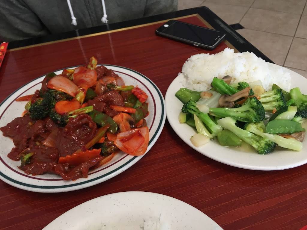 Chinese Kitchen | restaurant | 1409 N Main St, Blacksburg, VA 24060, USA | 5405527110 OR +1 540-552-7110