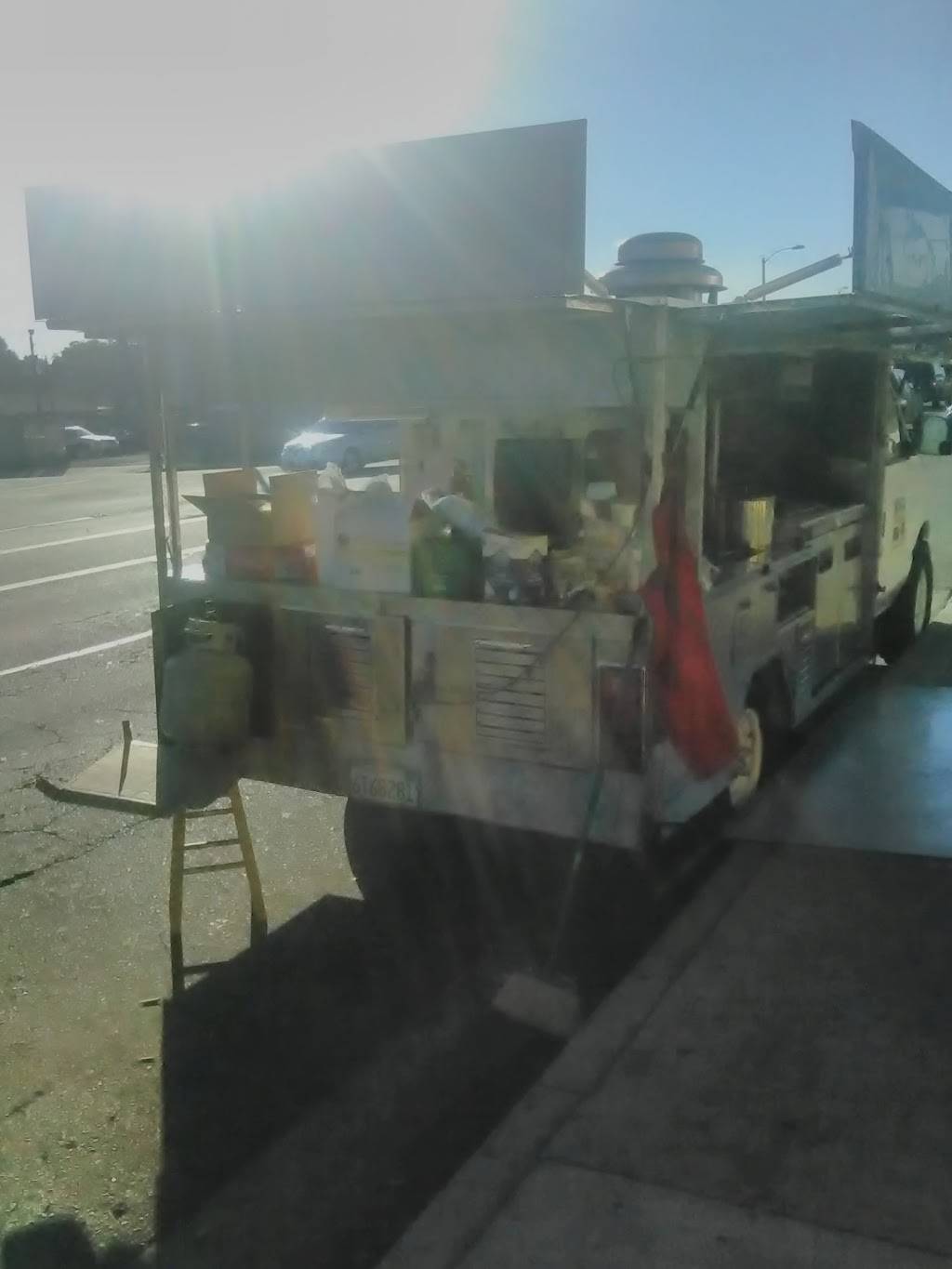 Birria Estilo Tlaquepaque | restaurant | 4611 E Compton Blvd Compton, CA 90221 EE. UU. | 5624508525 OR +1 562-450-8525