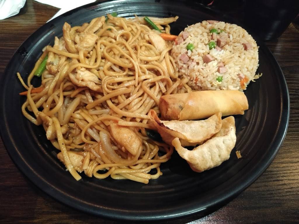 Sushi House | restaurant | 2682 High Commons Way #500, West Valley City, UT 84120, USA | 8019722966 OR +1 801-972-2966